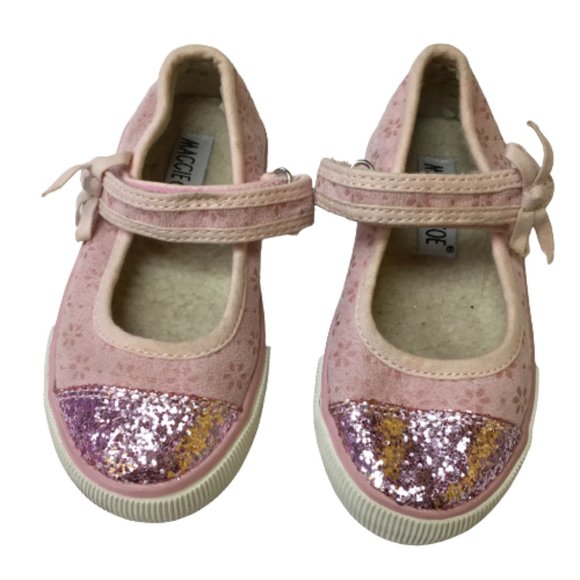 Take A Look About Maggie And Zoe Shoes